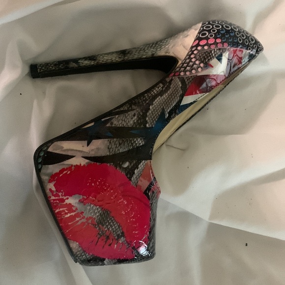 Fun 5” heels - Picture 2 of 5